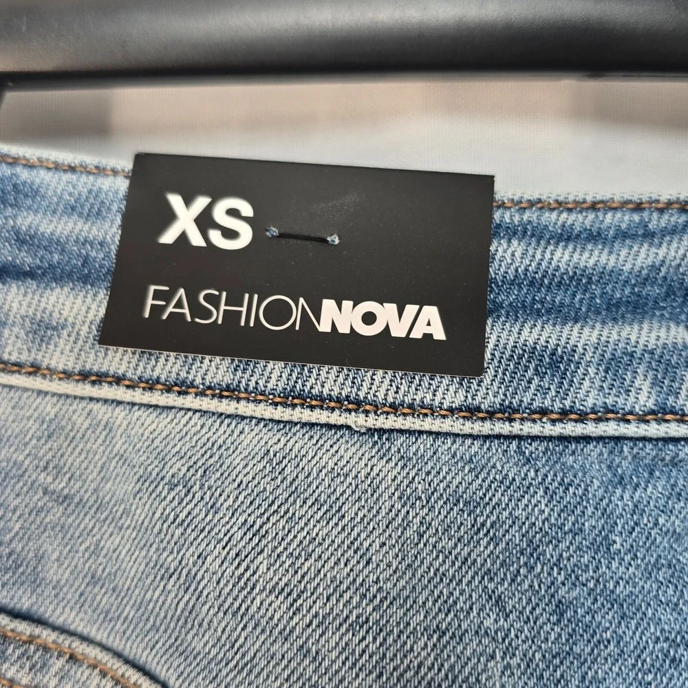 Fashion Nova Cooper Shorts Woman Extra Small Blue Distressed Hi Rise‎ Denim NWT
